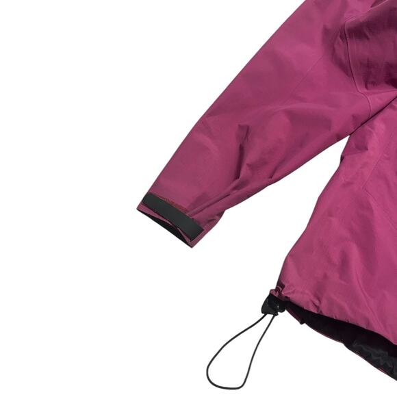 Arc’teryx Burgundy Gore-Tex Rain Jacket - Picture 5 of 6